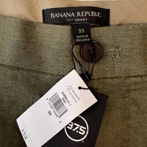 BANANA REPUBLIC MENS SHORTS - NEW WITH TAGS